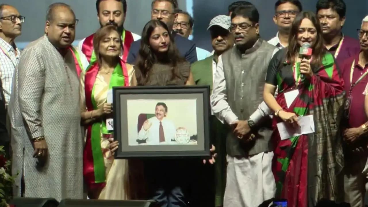 Former Mohun Bagan secretary Anjan Mitra posthumously honoured with the Mohun Bagan Ratna