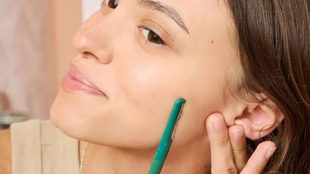 myth vs truth Does shaving unwanted facial hair really make it grow back thicker and coarser?