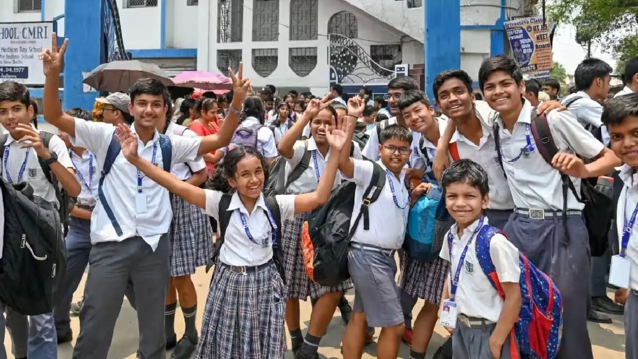 State Holiday Announcement: West Bengal Government Announces All Government Offices And Schools Will Be Closed For Three Day in August