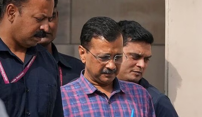 Arvind Kejriwal: ইডির মামলায় অন্তর্বর্তী জামিন পেলেন দিল্লির মুখ্যমন্ত্রী অরবিন্দ কেজরিওয়াল। তবে এখনই জেলমুক্তি নয় আপ সুপ্রিমোর। 