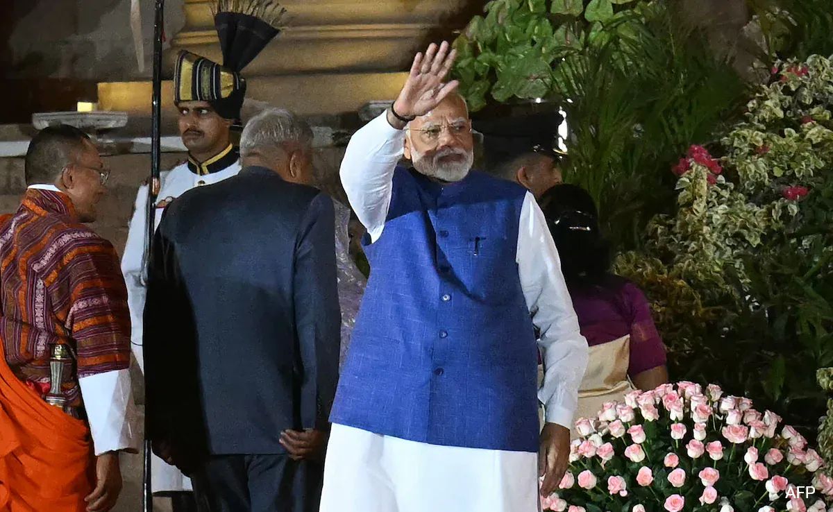 Narendra Modi: পরপর তিনবার ভারতের প্রধানমন্ত্রী পদে, বিশ্বের তাবড় রাষ্ট্রনেতারাও মুগ্ধ তাঁর সঙ্গে আলাপচারিতায়। এবার সমাজমধ্যমেও রাষ্ট্রনেতাদের পিছনে ফেললেন ভারতের প্রধানমন্ত্রী নরেন্দ্র মোদি। 