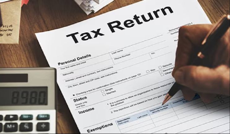 Income Tax Return Filing: বুধবার রাত ১২টার মধ্যেই জমা দিতে হবে ইনকাম ট্যাক্স ফাইল। 