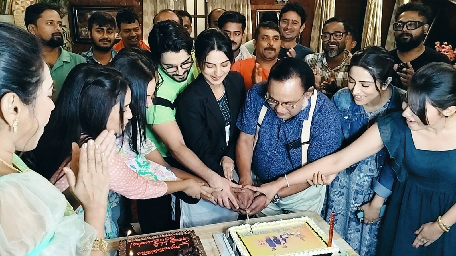 Bengali television actor Swastik gave special gift to Geeta in celebration of 300 episodes of Geeta LLB serial