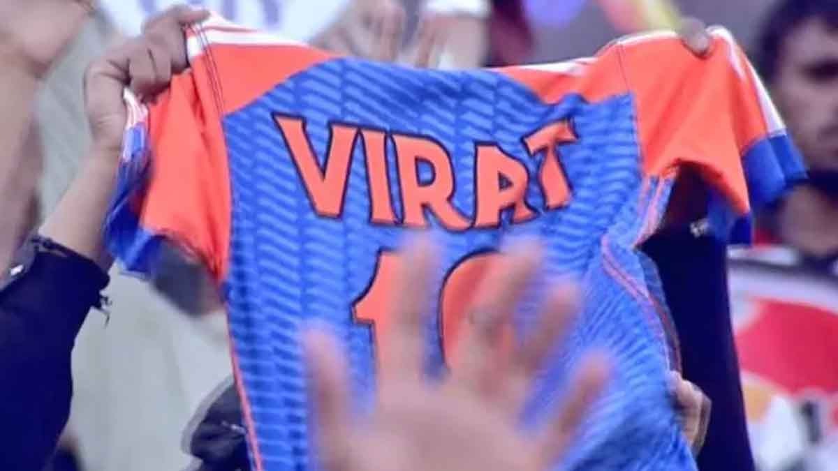 virat jersey in pak stadium