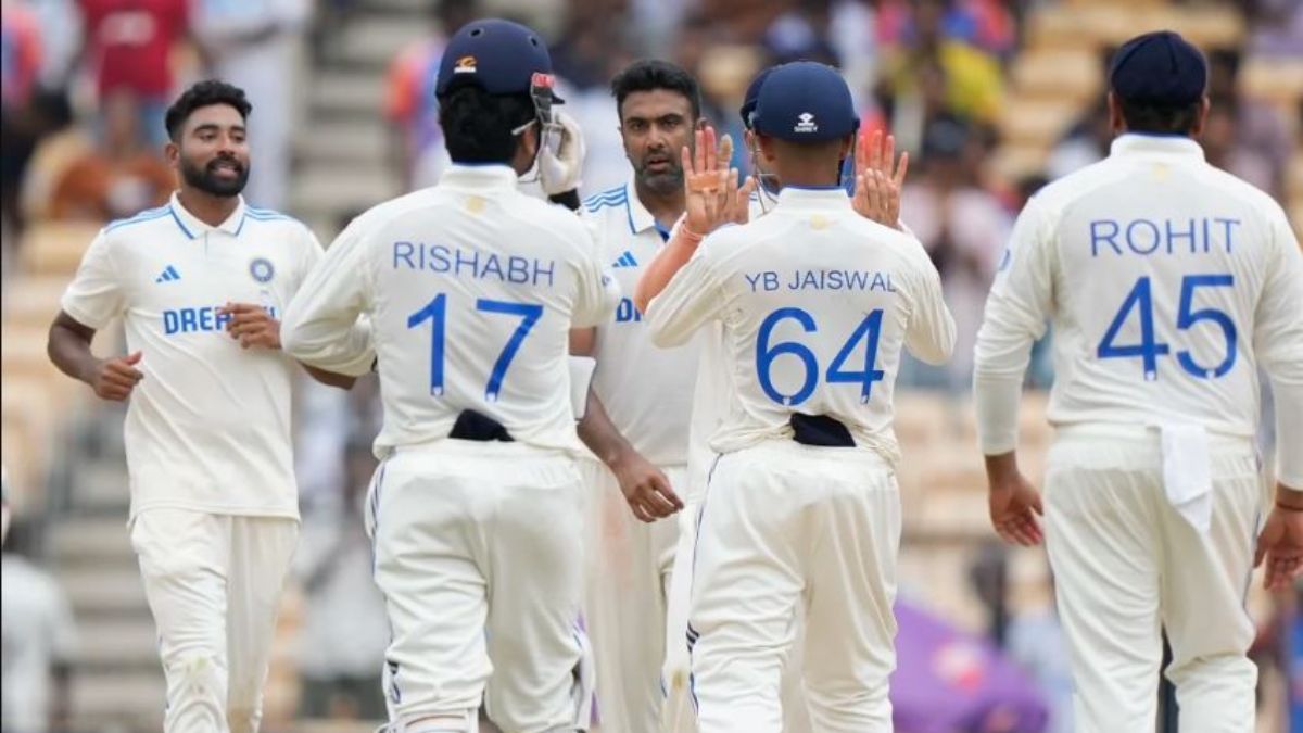 India requires six wickets to taste the victory 