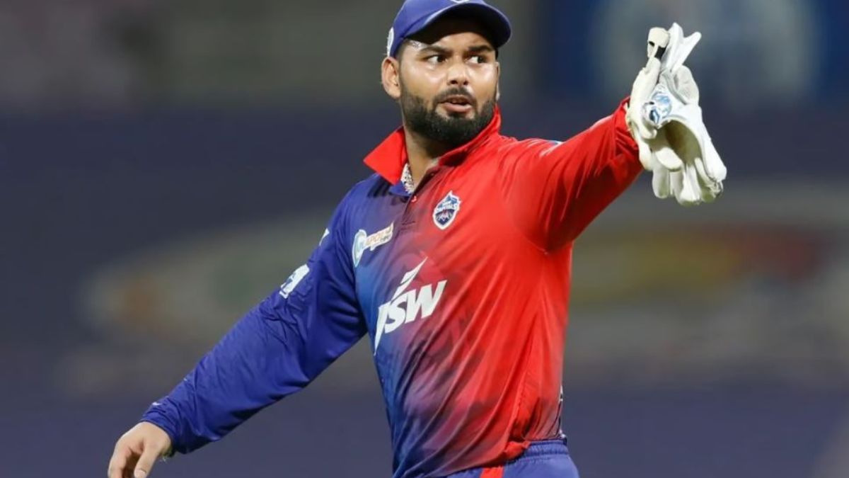 Rishabh Pant aatacks cricket fan for spreading fake news