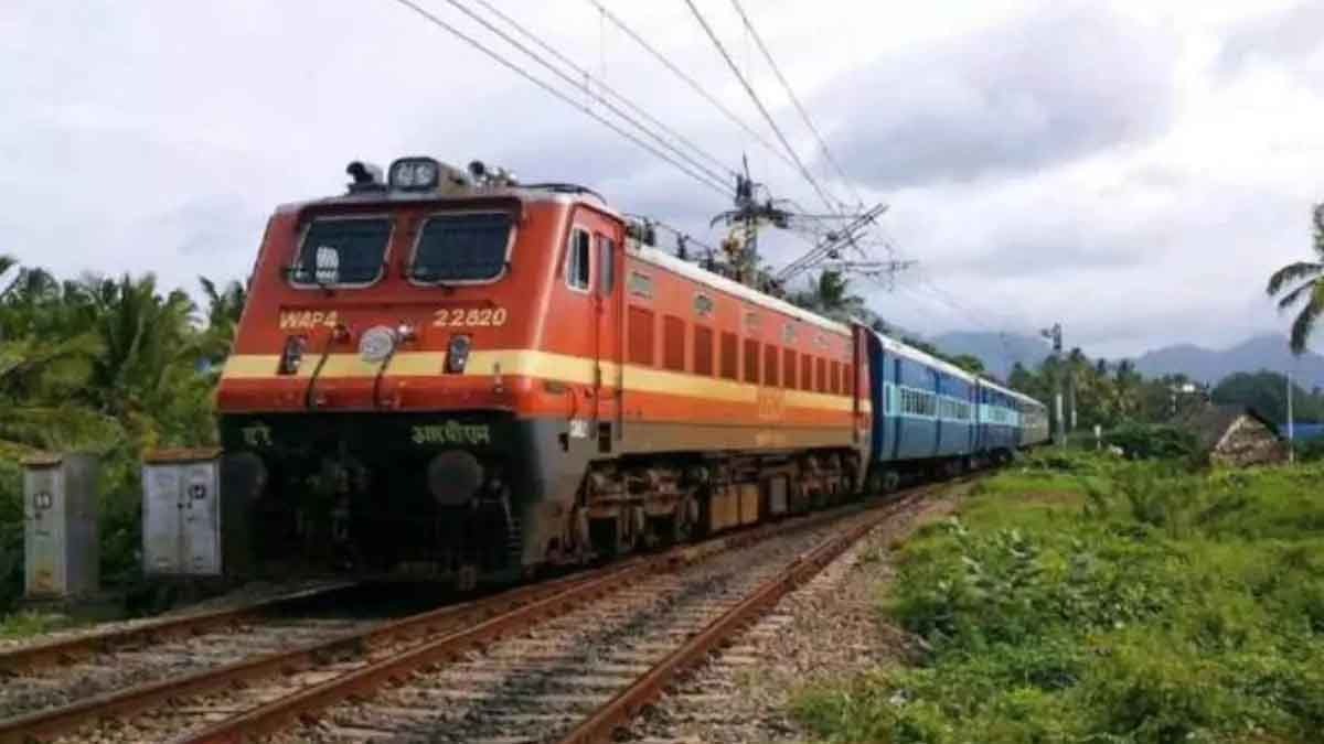 bomb scare in purushottam express