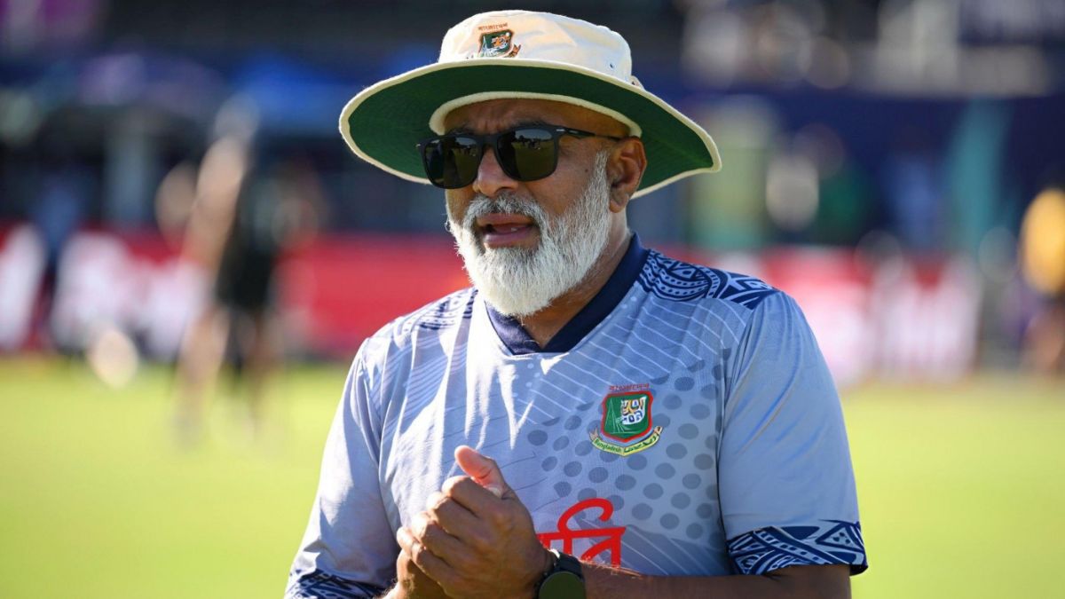 New coach of Bangladesh is Phil Simmons 