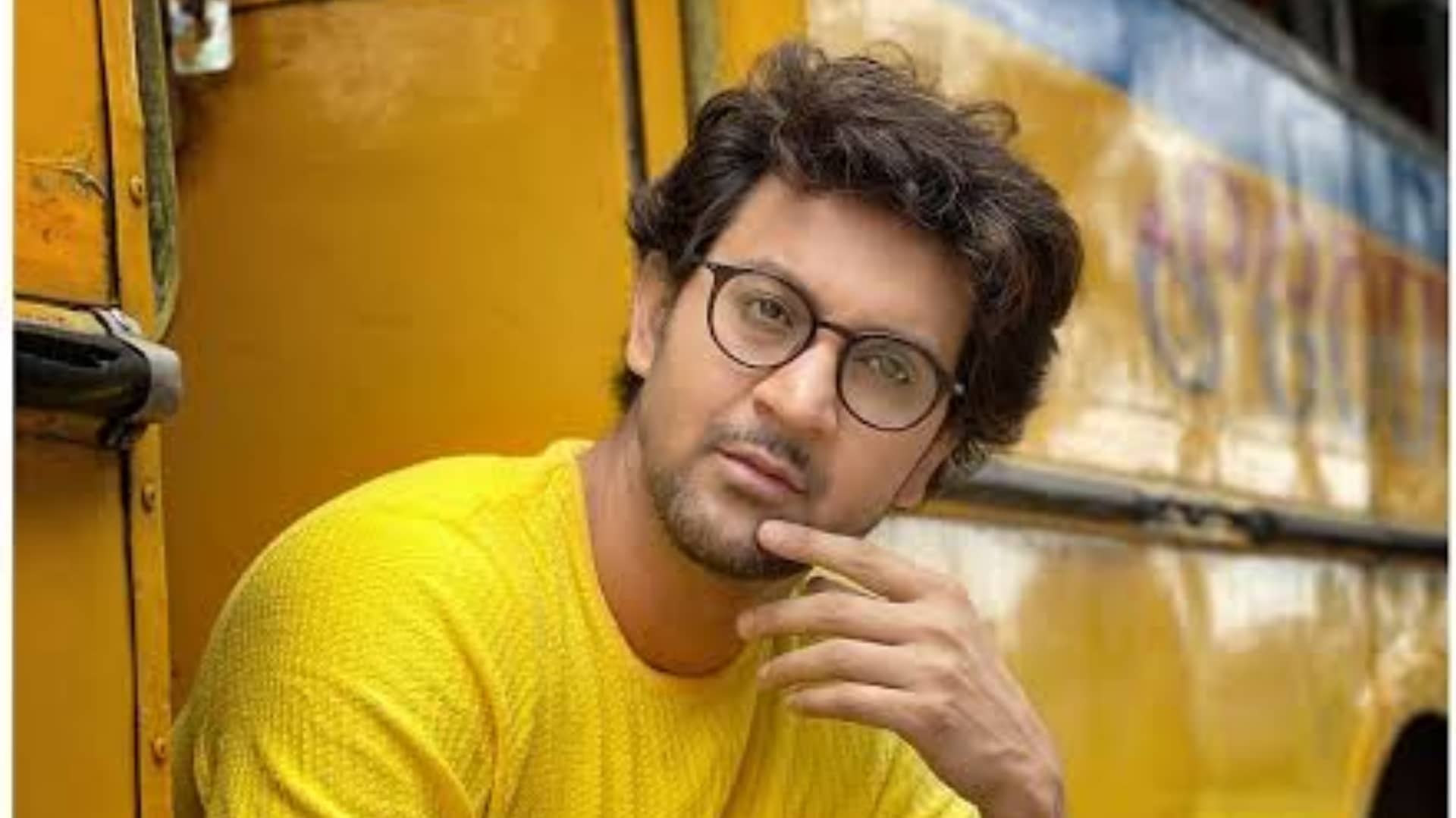 Bengali serial Actor Saed Arifin brought a new car