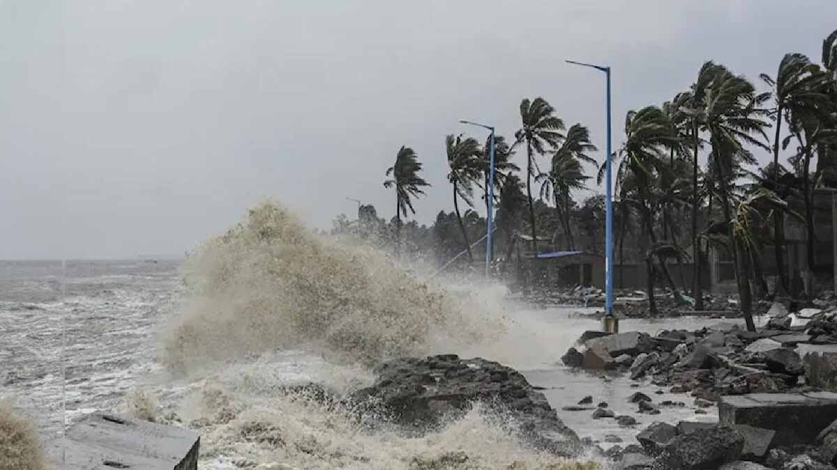 cyclone dana may hit in bengal