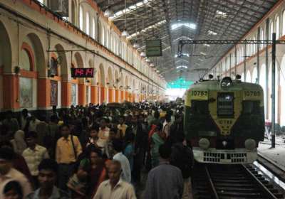 special train for kali puja