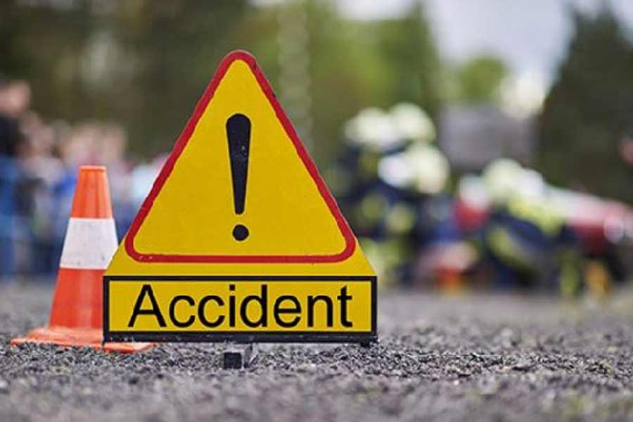 accident in bongaon, two dies