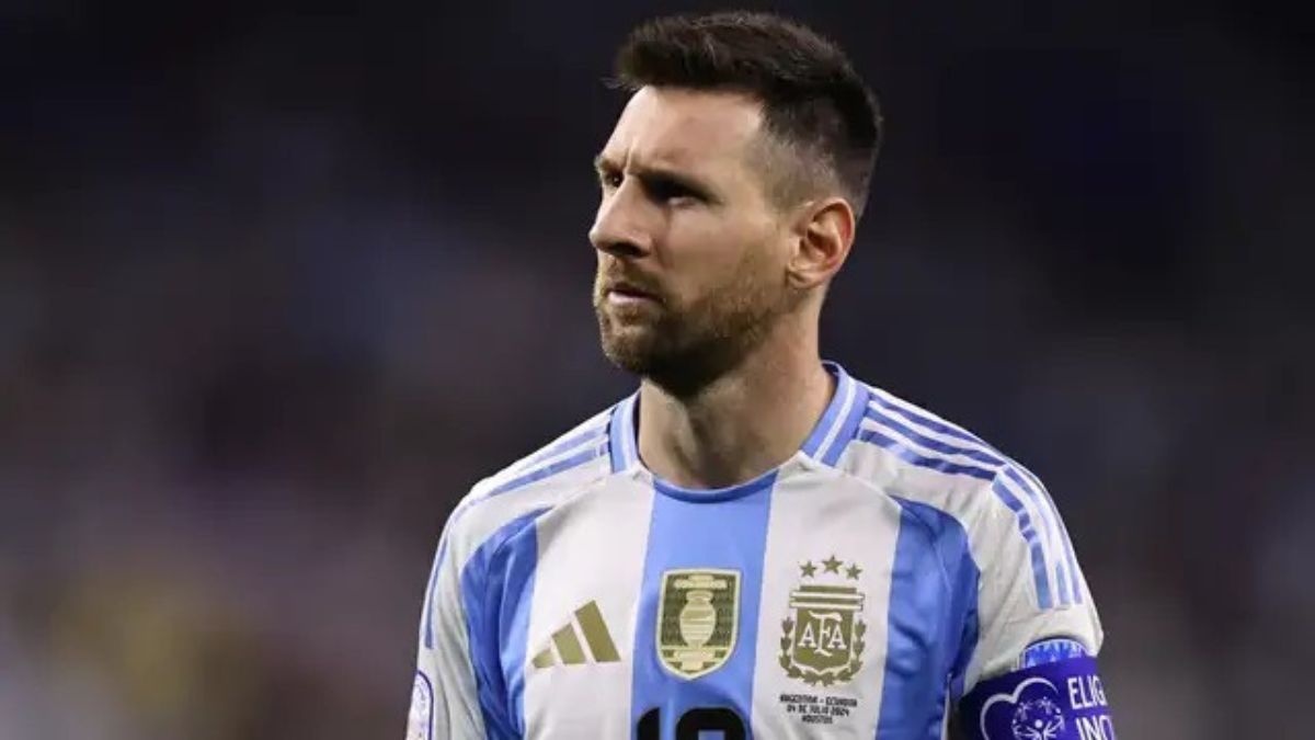  Jersey of Lionel Messi is not allowed 