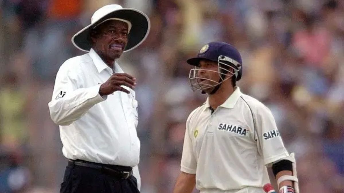  Sachin Tendulkar takes dig at Steve Bucknor