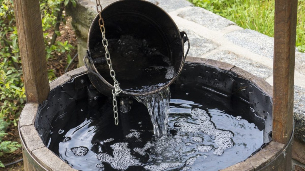 Farmer in MP claims his well disappeared, what is the story behind it