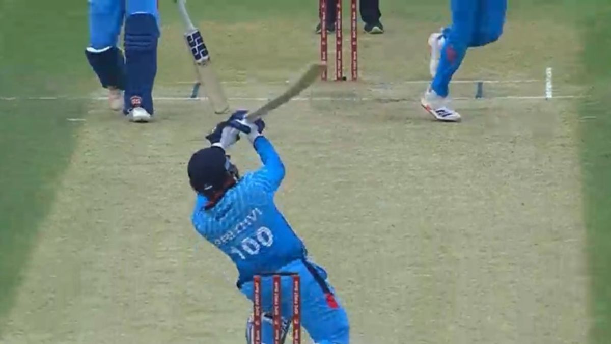 Prithvi Shaw wreak havoc with the bat