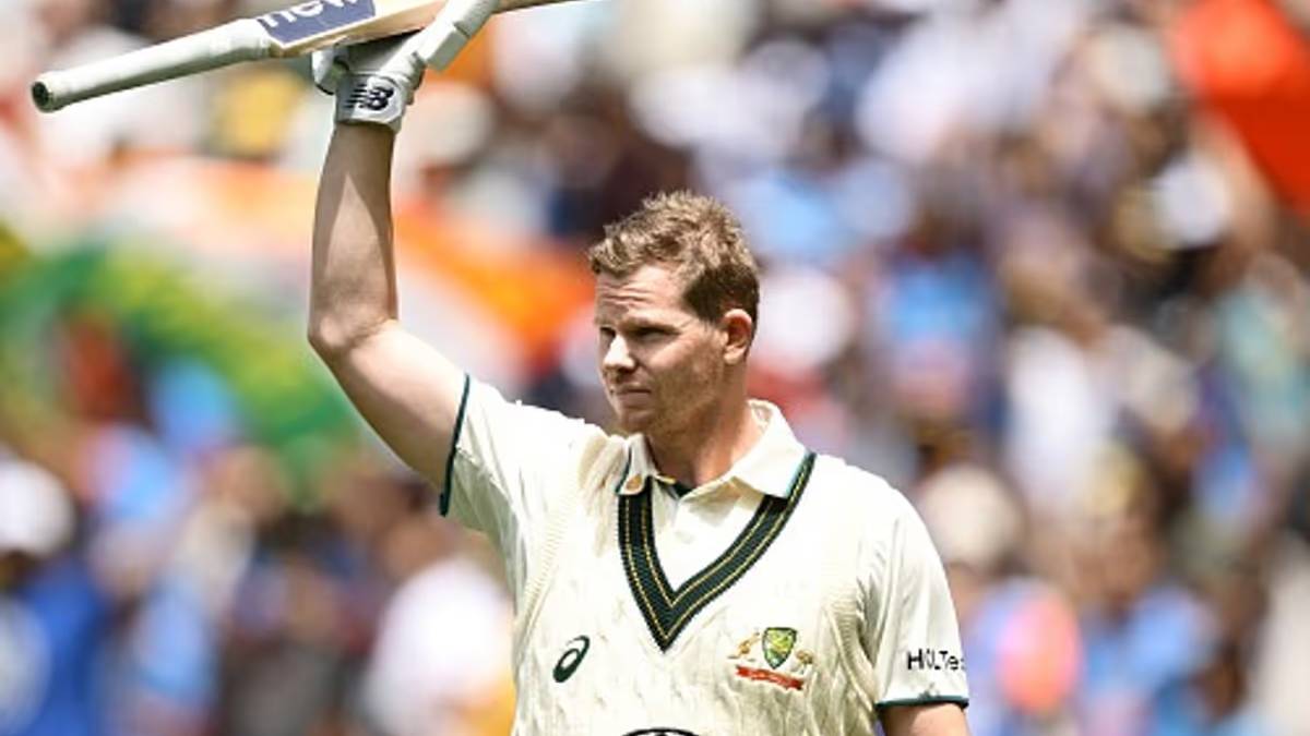 steve smith hits century