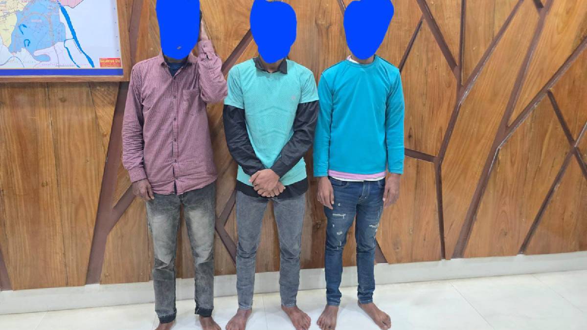 three bangladeshi arrest in murshidabad