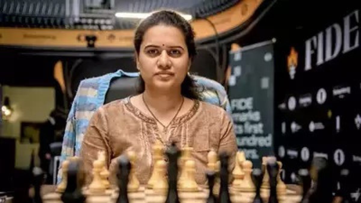  Koneru Humpy becomes world champion second time in Rapid chess tournament 