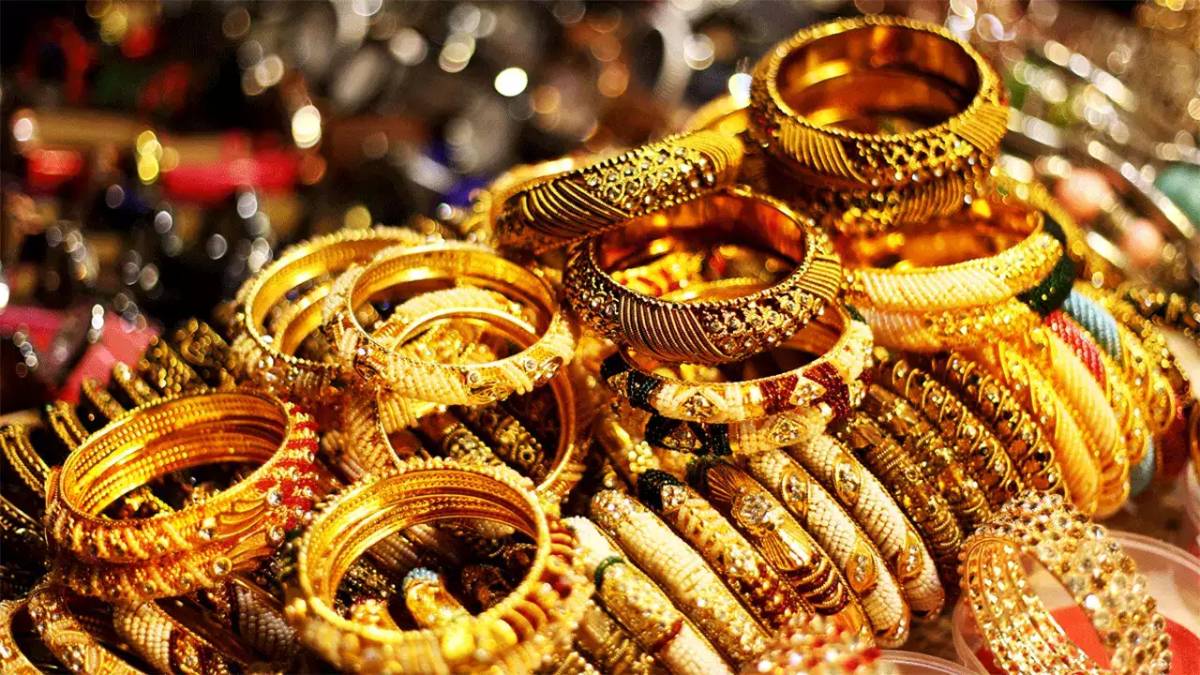 gold price decreased in kolkata