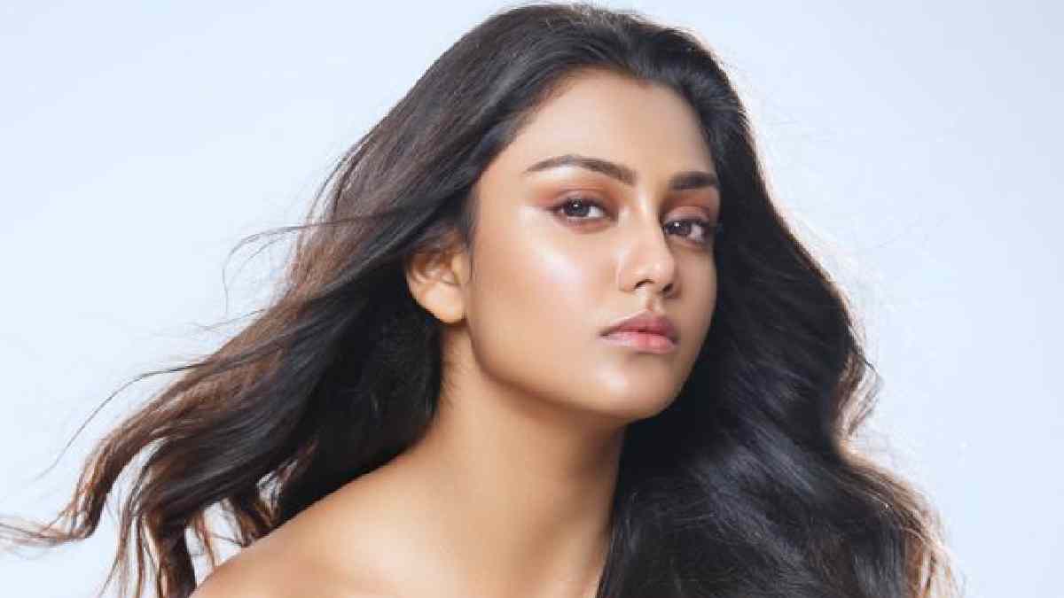 Bengali actress Anumita continues serial shooting with her leg pain