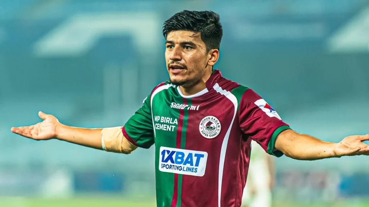 Anirudh Thapa gets injured in practice