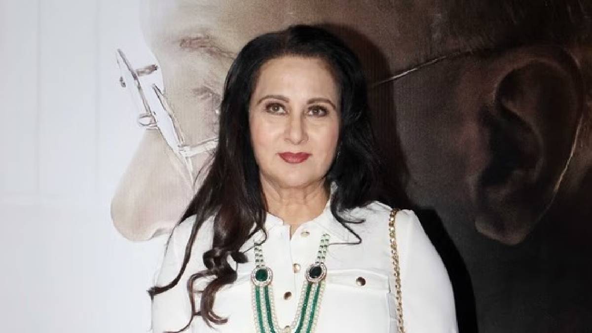 Veteran bollywood Poonam Dhillon shaken and scared after theft at her Khar home 