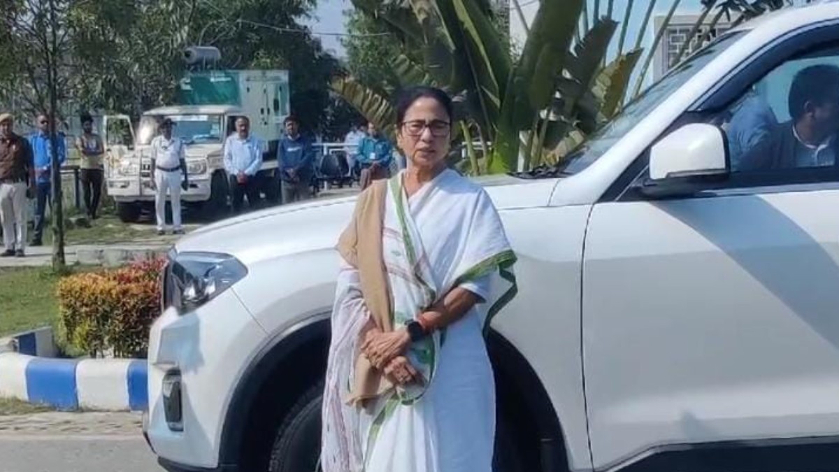 Chief minister mamata banerjee starts for murshidabad gnr