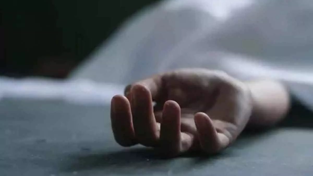 Hanging body of a RG Kar Medical College student was found