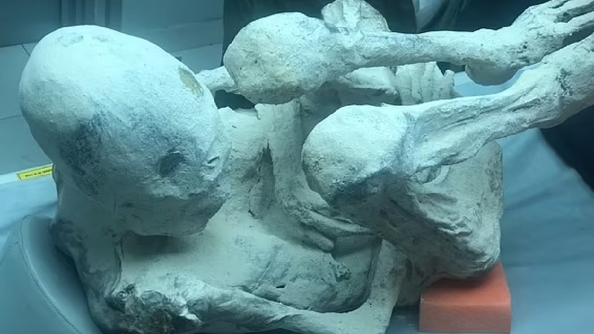 Scientists studying alien mummies from Peru claim bodies are real after new details emerge lif