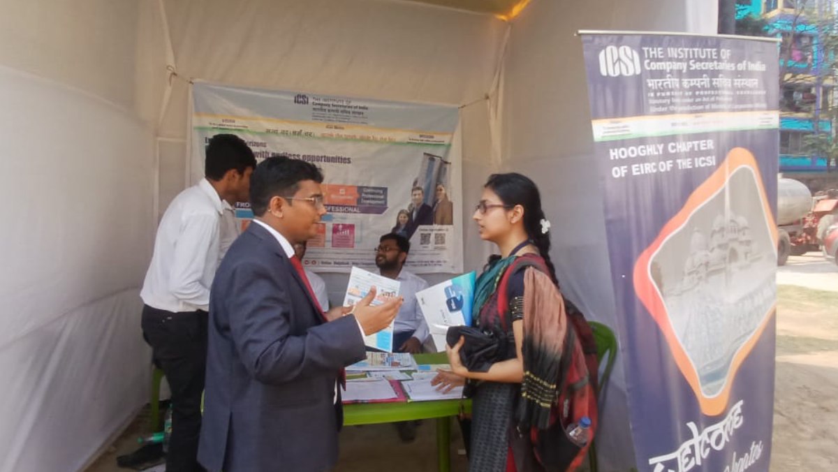 TMC Chhatra Parishad organised a career Fair in Raja Peary Mohan College