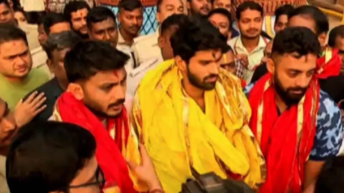 team india cricketers visit puri temple