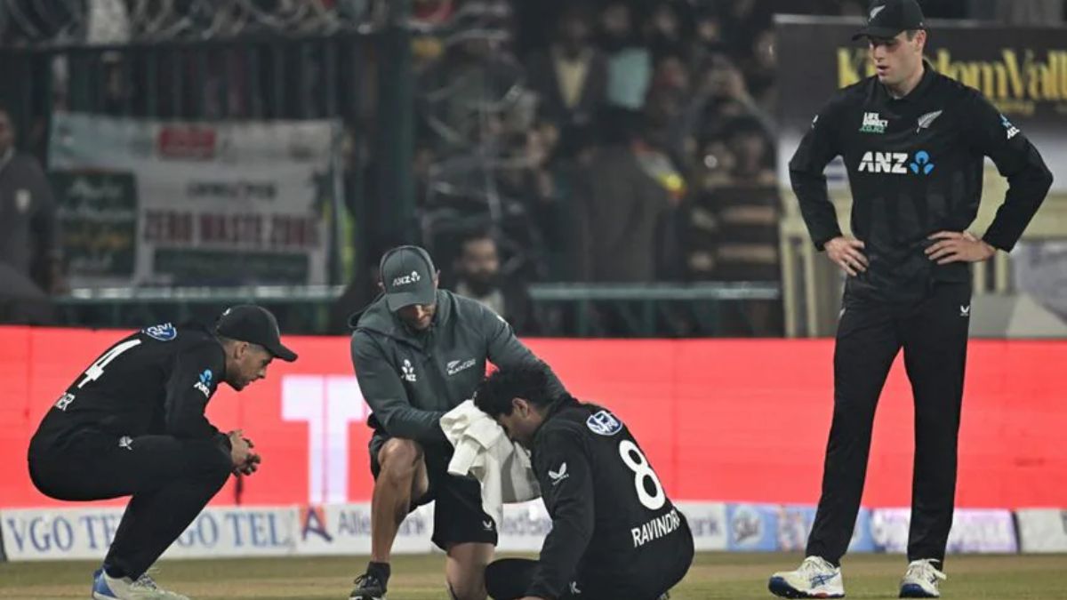  PCB lambasted as floodlights in Pakistan blamed for Rachin Ravindra's head injury