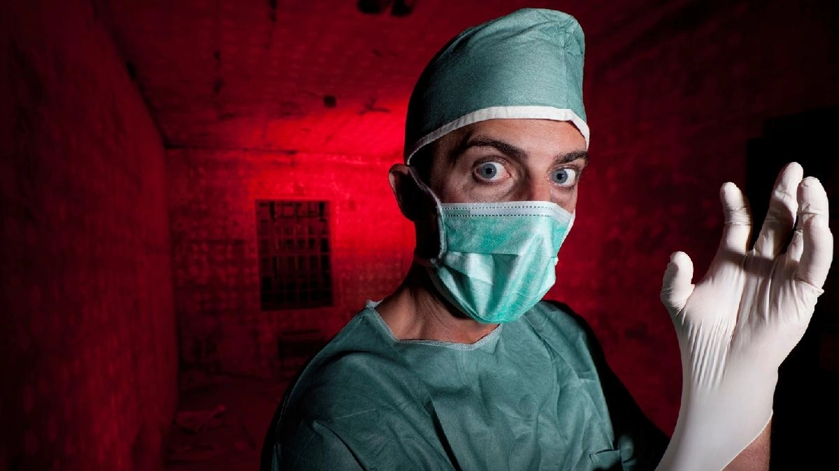 Doctor accused of taking Private pictures of patients